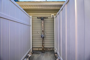 Beaufort Pad w/ Patio: 3 Blocks to Waterfront!