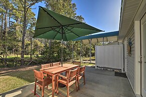 Beaufort Pad w/ Patio: 3 Blocks to Waterfront!