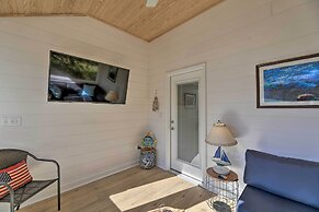 Beaufort Pad w/ Patio: 3 Blocks to Waterfront!