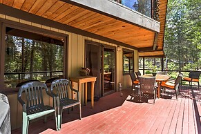 Riverside Winthrop Chalet w/ Hot Tub & 2 Decks!