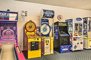 Indian Beach Resort Condo w/ Atlantic Ocean Views!