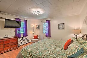 Cute Ellsworth Home w/ Deck, 16 Mi to Acadia!