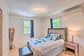 Cute Ellsworth Home w/ Deck, 16 Mi to Acadia!