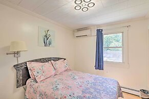 Cute Ellsworth Home w/ Deck, 16 Mi to Acadia!