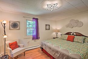 Cute Ellsworth Home w/ Deck, 16 Mi to Acadia!