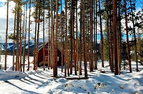 Cozy Mtn Home ~ 2 Mi to Breck Resort & Main St!