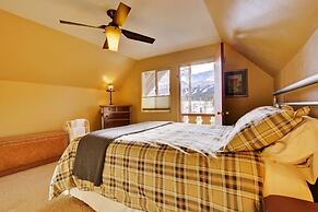 Cozy Mtn Home ~ 2 Mi to Breck Resort & Main St!