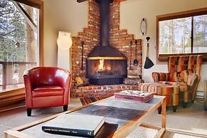 Cozy Mtn Home ~ 2 Mi to Breck Resort & Main St!