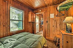 Quaint Cabin on Kentucky Lake w/ Resort Perks