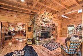 Custom Cabin w/ 12 Acres on Dale Hollow Lake!