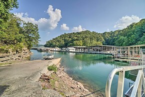 Custom Cabin w/ 12 Acres on Dale Hollow Lake!