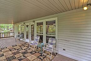 Secluded Edgemont Getaway w/ Huge Outdoor Deck!