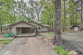 Secluded Edgemont Getaway w/ Huge Outdoor Deck!