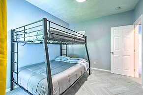 Charming Coastal Getaway, Near Beach & Pier!