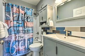 Charming Coastal Getaway, Near Beach & Pier!