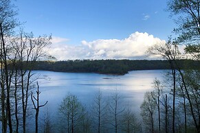 Lakefront Retreat w/ Views, Near Mammoth Cave!