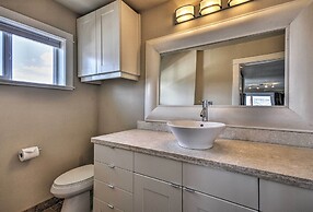 Waterfront Condo on Pier in Downtown Astoria!