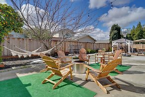 Sun-soaked Livermore Gem With Patio & Fire Pit!