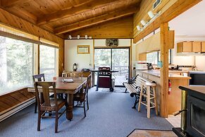 Conconully Cabin on 42 Private Acres Near Hiking!