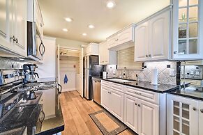 Bright and Breezy Condo, 2 Mi to Whitecap Beach!