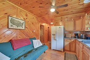 Pet-friendly Cabin w/ Hot Tub in Daniel Boone NF
