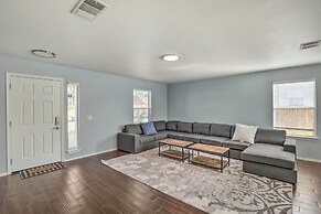 Spacious + Sunny Austin Home ~ 12 Mi to Dtwn!