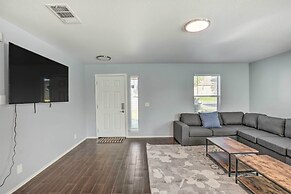 Spacious + Sunny Austin Home ~ 12 Mi to Dtwn!