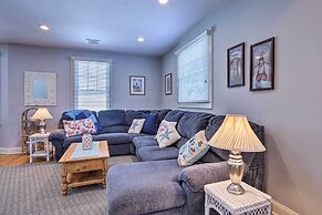 New London Hideaway Near Beaches & Local Spots!