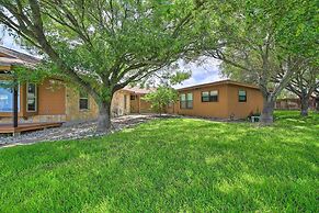 Del Rio Home w/ Lake Access & Boat Storage!