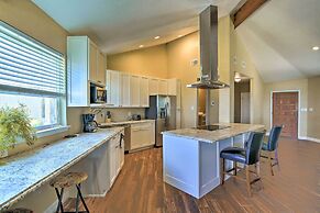 Del Rio Home w/ Lake Access & Boat Storage!