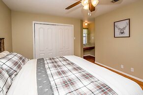 Del Rio Home w/ Lake Access & Boat Storage!