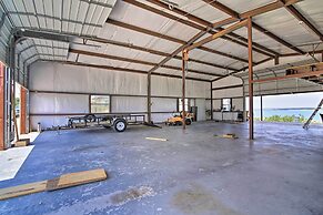 Del Rio Home w/ Lake Access & Boat Storage!