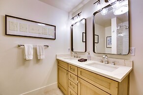 Inviting & Renovated Home in Crested Butte!