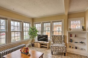 Lakewood Home w/ Yard ~ 8 Mi to Cleveland!