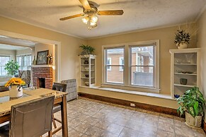 Lakewood Home w/ Yard ~ 8 Mi to Cleveland!