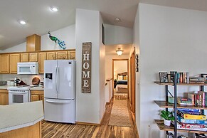 'the Peacock House' - Waterfront Home w/ Hot Tub!