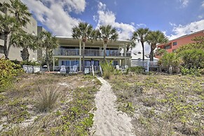 Updated Condo Near Beach: Ideal Walkable Location!