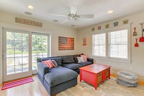 Spacious Avalon Beach House - 2 Blocks to Water!