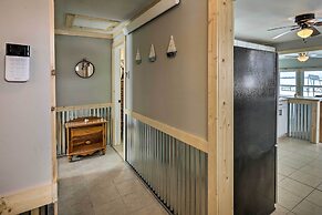 Lakefront Vacation Rental With Fire Pit & Dock!