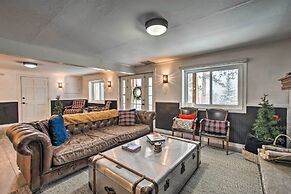 Stunning Evergreen Chalet w/ Private Hot Tub!