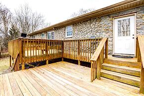 Inviting Frankfort Home Near Bourbon Trail!