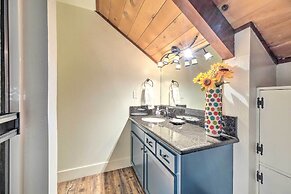 Walk Downtown: Arnold Cabin w/ Large Deck!