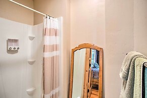 Fruita Victorian Home w/ Hot Tub + Mountains!