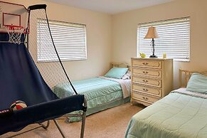 Quiet Venice Retreat With Private Lanai & Pool!