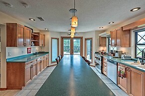 The Aviator's Dream: Pool, Spa & Private Runway!