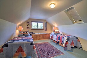 Bend Log Cabin w/ Cascade Mountain Views!