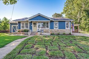 1 Mi to Dtwn: Family-friendly Brenham Bungalow!