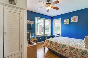 1 Mi to Dtwn: Family-friendly Brenham Bungalow!