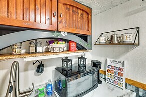 Cozy Tiny Cabin Near Mount Rushmore!