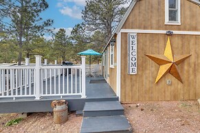 Cozy Tiny Cabin Near Mount Rushmore!